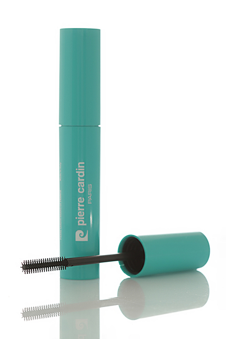 Pierre Cardin Level Up Siyah Maskara 10 ml - Kirpik Kaldırma Etkili Yoğun Hacim Veren Siyah Mascara 10 ml